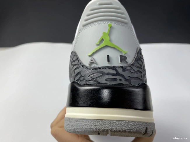 Rep TB Air Chlorophyll Jordan 136064-006 Retro 3 0818